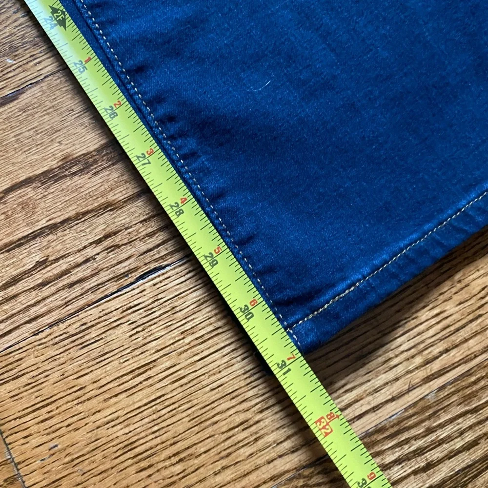 Levis classic mid